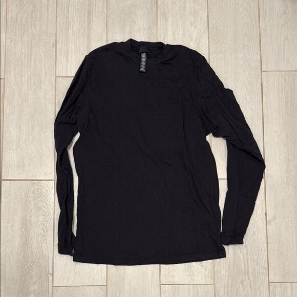 Skims XXS black long sleeve
